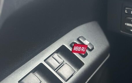 Toyota RAV4, 2019 год, 2 395 000 рублей, 18 фотография