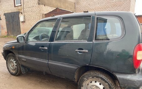 Chevrolet Niva I рестайлинг, 2004 год, 280 000 рублей, 5 фотография