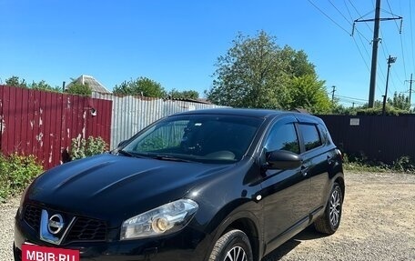Nissan Qashqai, 2010 год, 900 000 рублей, 4 фотография