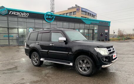 Mitsubishi Pajero IV, 2013 год, 2 700 000 рублей, 2 фотография