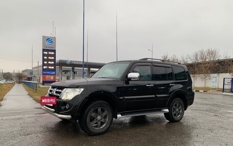 Mitsubishi Pajero IV, 2013 год, 2 700 000 рублей, 6 фотография