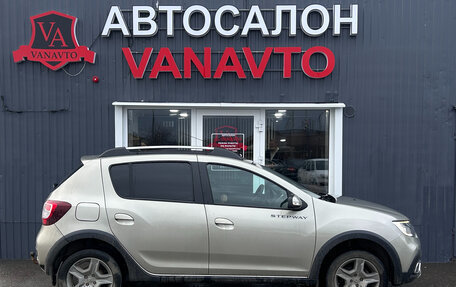 Renault Sandero II рестайлинг, 2021 год, 1 420 000 рублей, 3 фотография