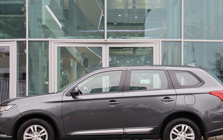 Mitsubishi Outlander III рестайлинг 3, 2018 год, 2 150 000 рублей, 4 фотография