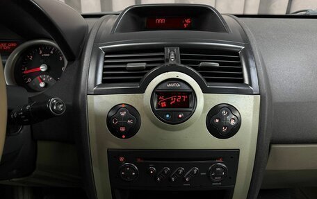 Renault Megane II, 2005 год, 299 999 рублей, 13 фотография