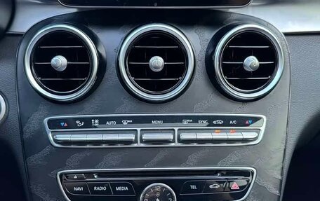 Mercedes-Benz C-Класс, 2018 год, 1 900 000 рублей, 13 фотография