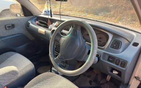 Daihatsu Storia, 2001 год, 250 000 рублей, 3 фотография