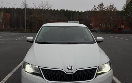 Skoda Rapid I, 2018 год, 1 390 000 рублей, 2 фотография