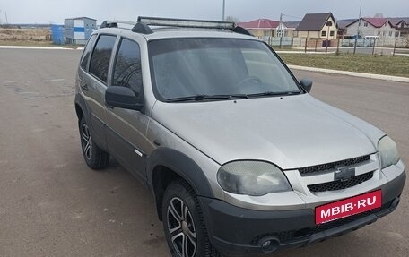 Chevrolet Niva I рестайлинг, 2012 год, 400 000 рублей, 7 фотография