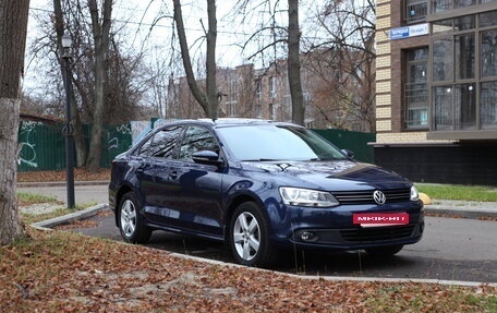 Volkswagen Jetta VI, 2013 год, 990 000 рублей, 7 фотография
