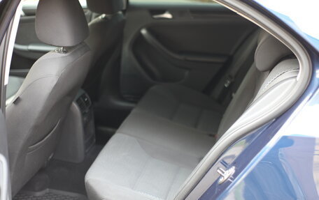 Volkswagen Jetta VI, 2013 год, 990 000 рублей, 23 фотография