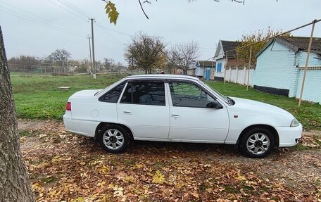 Daewoo Nexia I рестайлинг, 2011 год, 220 000 рублей, 4 фотография