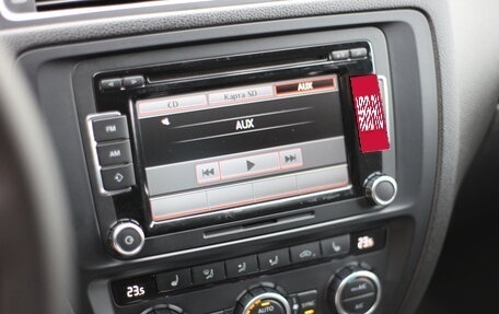 Volkswagen Jetta VI, 2013 год, 990 000 рублей, 20 фотография