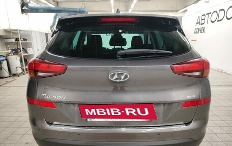 Hyundai Tucson III, 2018 год, 1 800 000 рублей, 5 фотография