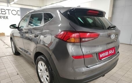 Hyundai Tucson III, 2018 год, 1 800 000 рублей, 2 фотография