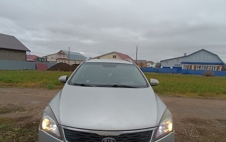 KIA cee'd I рестайлинг, 2012 год, 699 000 рублей, 2 фотография