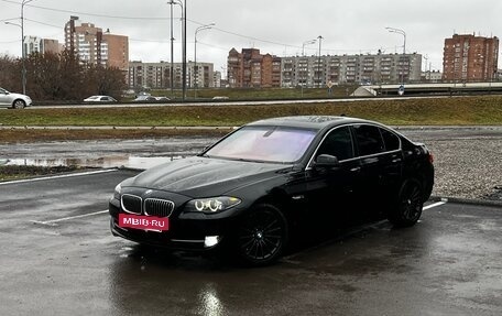 BMW 5 серия, 2010 год, 1 300 000 рублей, 2 фотография
