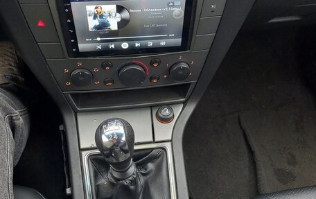 Opel Vectra C рестайлинг, 2004 год, 289 000 рублей, 11 фотография