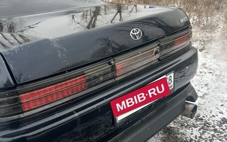 Toyota Mark II VIII (X100), 1988 год, 420 000 рублей, 3 фотография
