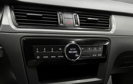 Skoda Rapid I, 2017 год, 1 095 000 рублей, 16 фотография