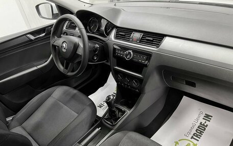 Skoda Rapid I, 2017 год, 1 095 000 рублей, 14 фотография