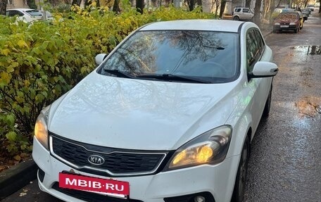 KIA cee'd I рестайлинг, 2011 год, 640 000 рублей, 5 фотография