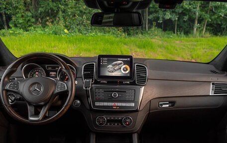 Mercedes-Benz GLE, 2017 год, 4 200 000 рублей, 10 фотография