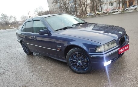 BMW 3 серия, 1995 год, 550 000 рублей, 3 фотография