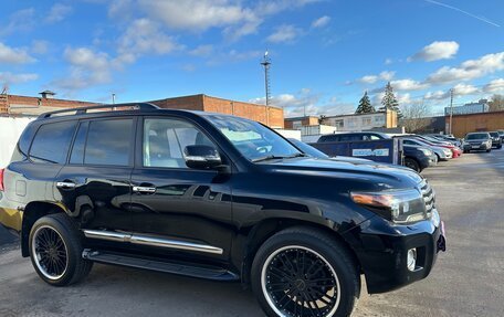 Toyota Land Cruiser 200, 2013 год, 5 360 000 рублей, 2 фотография