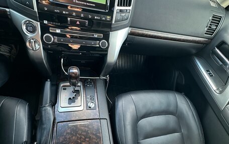 Toyota Land Cruiser 200, 2013 год, 5 360 000 рублей, 8 фотография