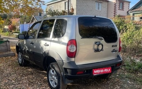 Chevrolet Niva I рестайлинг, 2011 год, 370 000 рублей, 4 фотография
