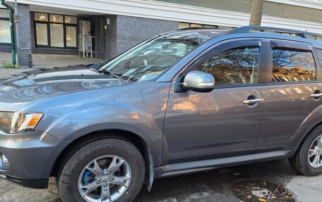 Mitsubishi Outlander III рестайлинг 3, 2011 год, 1 130 000 рублей, 4 фотография