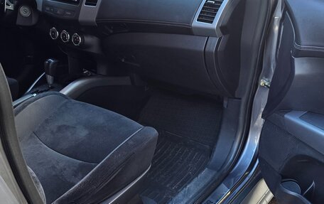 Mitsubishi Outlander III рестайлинг 3, 2011 год, 1 130 000 рублей, 12 фотография