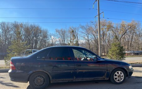 Opel Vectra B рестайлинг, 1998 год, 130 000 рублей, 4 фотография