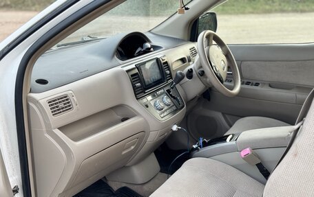 Toyota Raum II, 2005 год, 400 000 рублей, 12 фотография