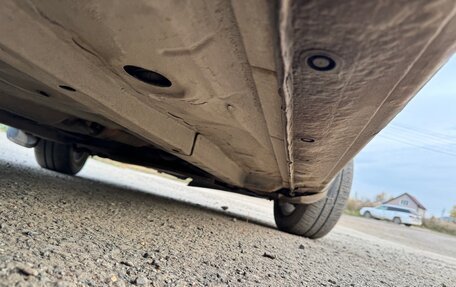 Toyota Raum II, 2005 год, 400 000 рублей, 18 фотография