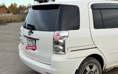 Toyota Raum II, 2005 год, 400 000 рублей, 7 фотография