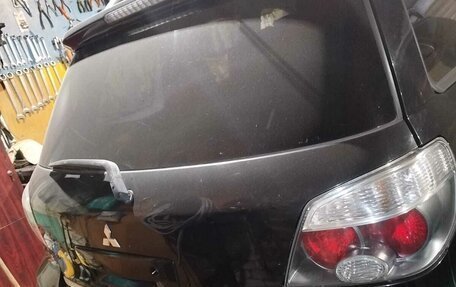 Mitsubishi Outlander III рестайлинг 3, 2005 год, 650 000 рублей, 2 фотография