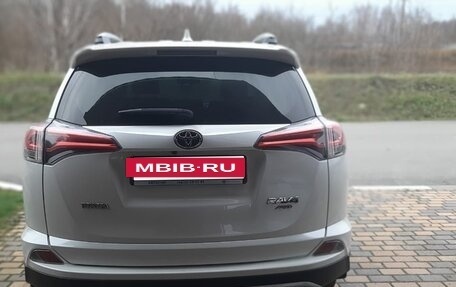 Toyota RAV4, 2017 год, 3 000 090 рублей, 11 фотография
