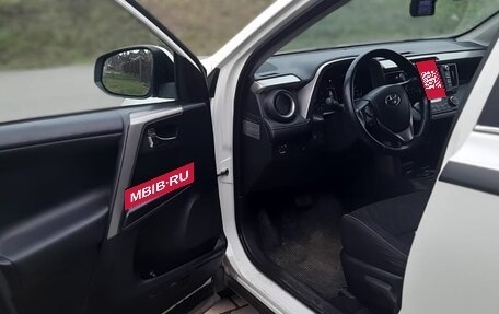 Toyota RAV4, 2017 год, 3 000 090 рублей, 15 фотография