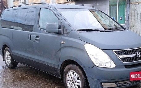 Hyundai Grand Starex Grand Starex I рестайлинг 2, 2008 год, 925 000 рублей, 3 фотография