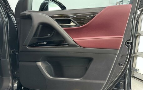 Lexus LX, 2023 год, 16 490 000 рублей, 17 фотография