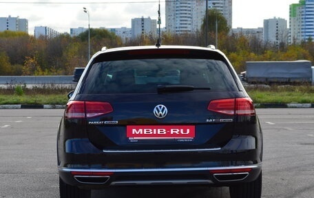 Volkswagen Passat B8 рестайлинг, 2017 год, 2 655 000 рублей, 6 фотография