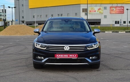 Volkswagen Passat B8 рестайлинг, 2017 год, 2 655 000 рублей, 2 фотография