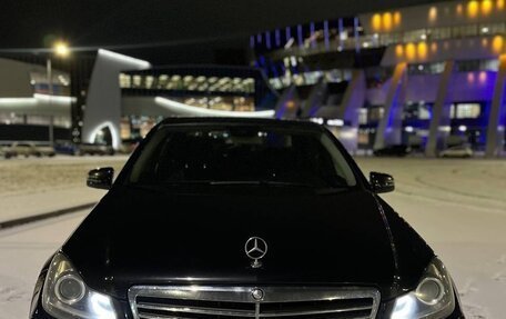 Mercedes-Benz C-Класс, 2012 год, 1 500 000 рублей, 2 фотография