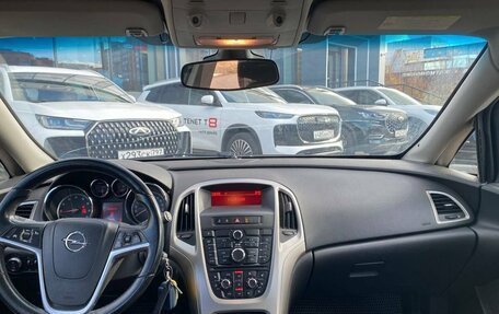 Opel Astra J, 2011 год, 525 000 рублей, 9 фотография