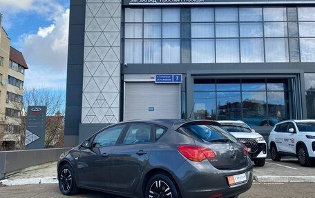 Opel Astra J, 2011 год, 525 000 рублей, 3 фотография