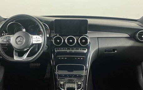 Mercedes-Benz C-Класс, 2018 год, 3 119 000 рублей, 15 фотография