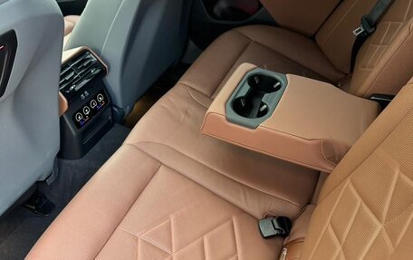 BMW 5 серия, 2025 год, 9 700 000 рублей, 15 фотография