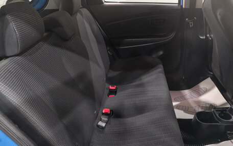 Toyota Vitz, 2018 год, 1 029 000 рублей, 22 фотография