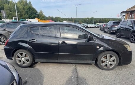 Toyota WiLL II (VS), 2001 год, 350 000 рублей, 2 фотография